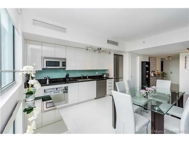 Mint #2405 image #10