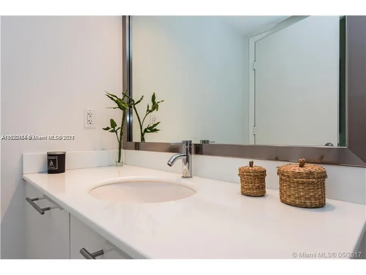 Mint #2405 image #19