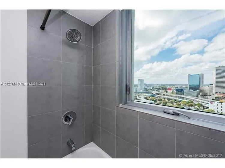 Mint #2405 image #21