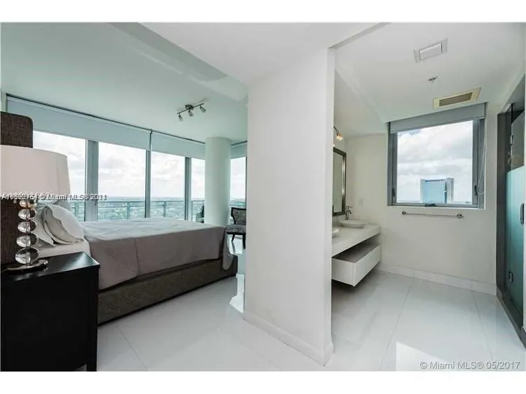 Mint #2405 image #26