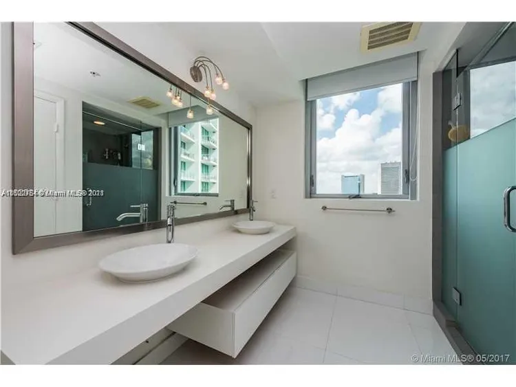 Mint #2405 image #27