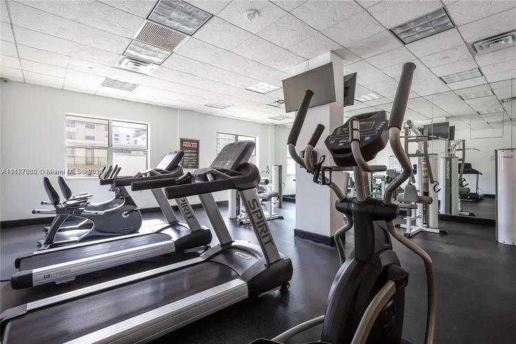 401 Blu Condo #305 image #14