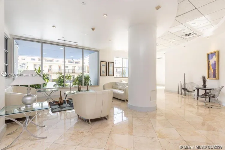 401 Blu Condo #305 image #15