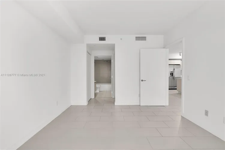 Baltus House #818 image #12