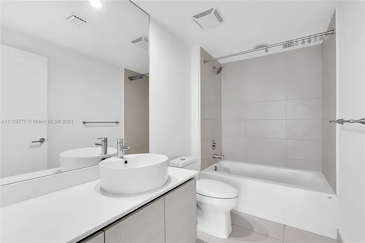 Baltus House #818 image #13