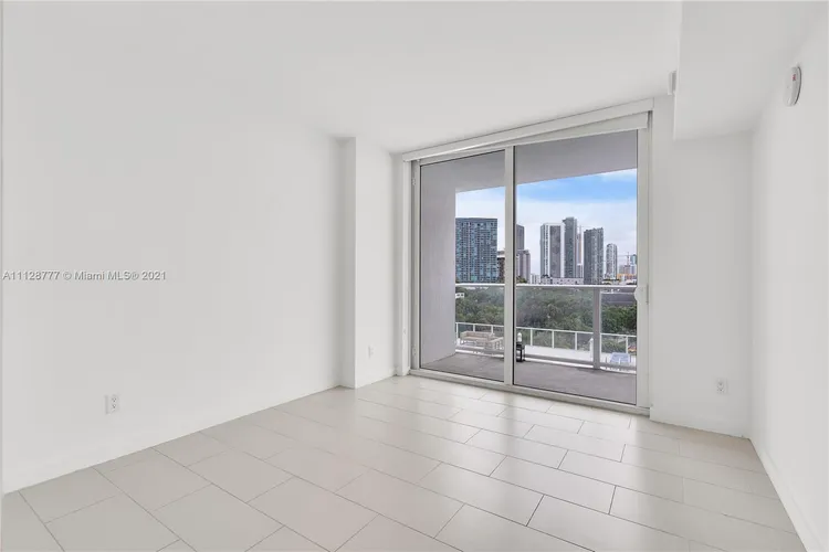 Baltus House #818 image #16