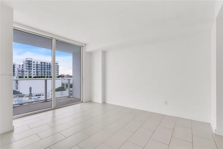 Baltus House #818 image #20