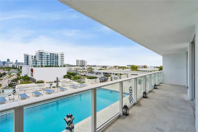 Baltus House #818 image #26