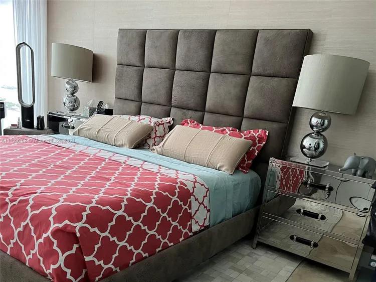 Paramount Bay #3601 image #10