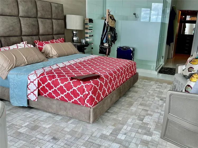 Paramount Bay #3601 image #11