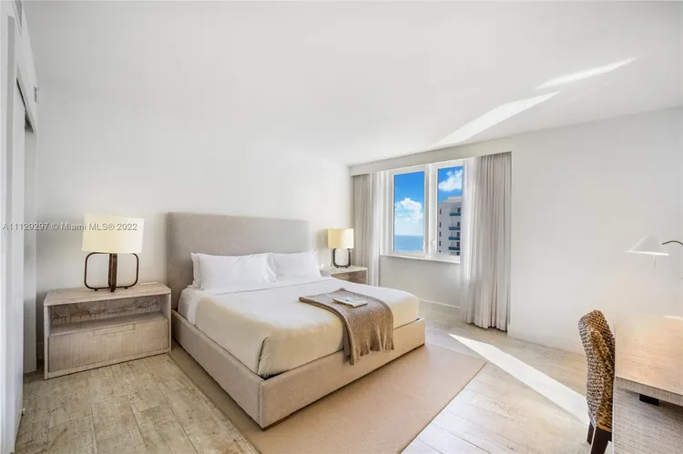 1 Hotel & Homes #1512 image #7