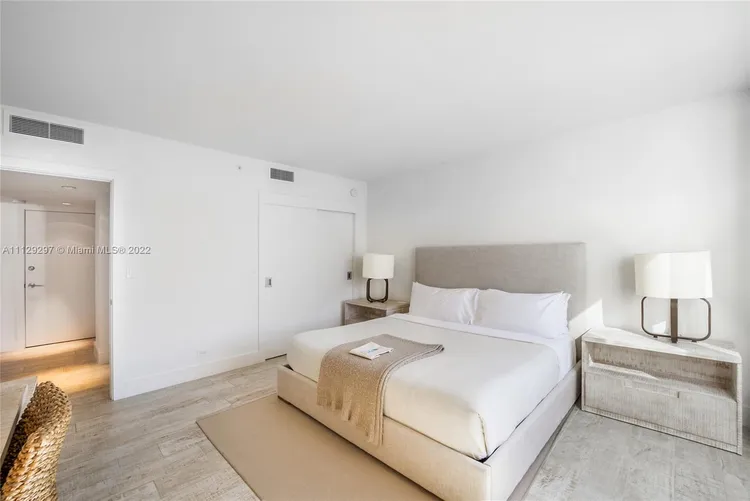 1 Hotel & Homes #1512 image #8