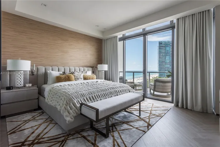 W South Beach #UPH1 image #22