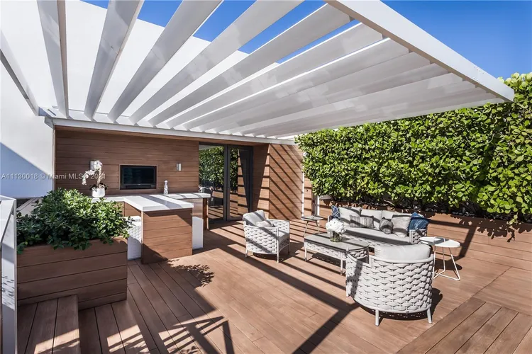 W South Beach #UPH1 image #28