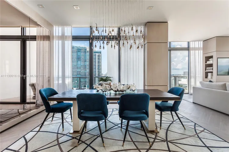 W South Beach #UPH1 image #8