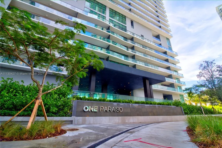 One Paraiso #2201 image #15