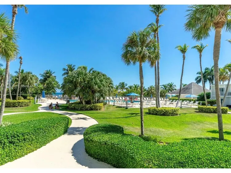 Casa del Mar #7F image #16