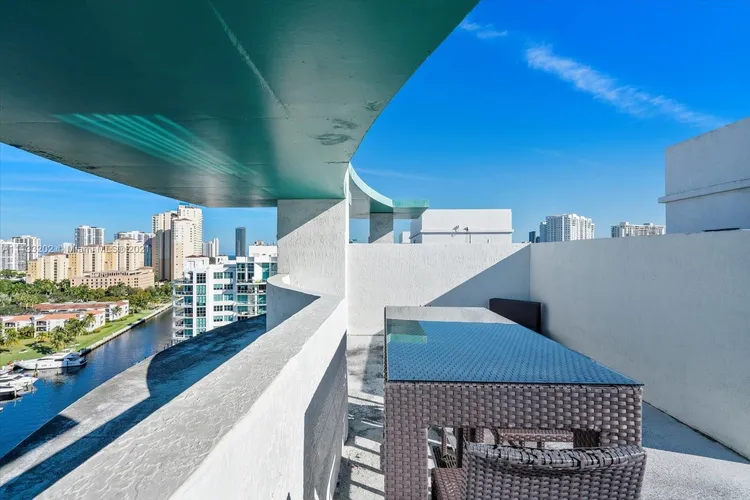 Uptown Marina Lofts #1115 image #26