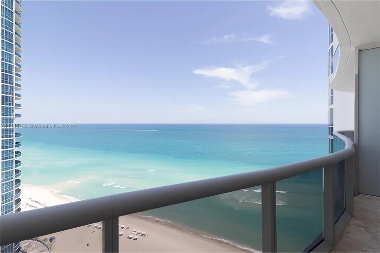 Trump Tower 3 #2103 image #15