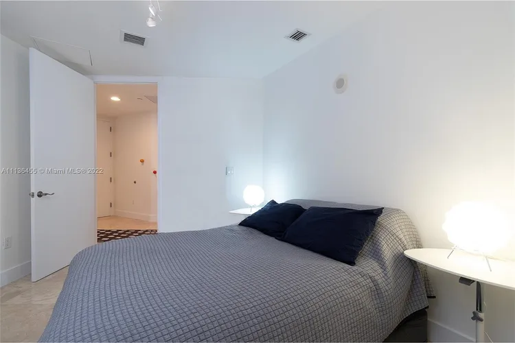 Trump Tower 3 #2103 image #20