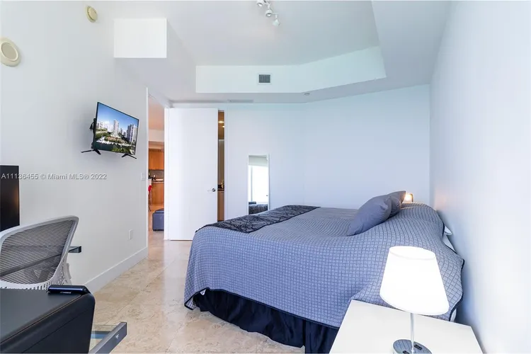 Trump Tower 3 #2103 image #24