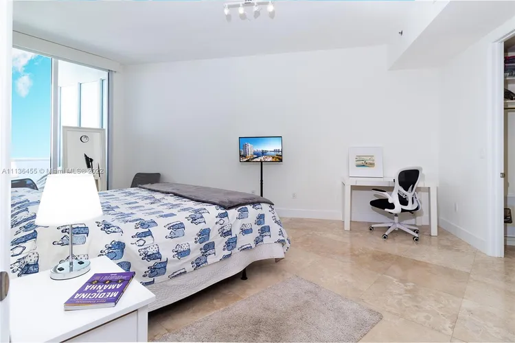 Trump Tower 3 #2103 image #31