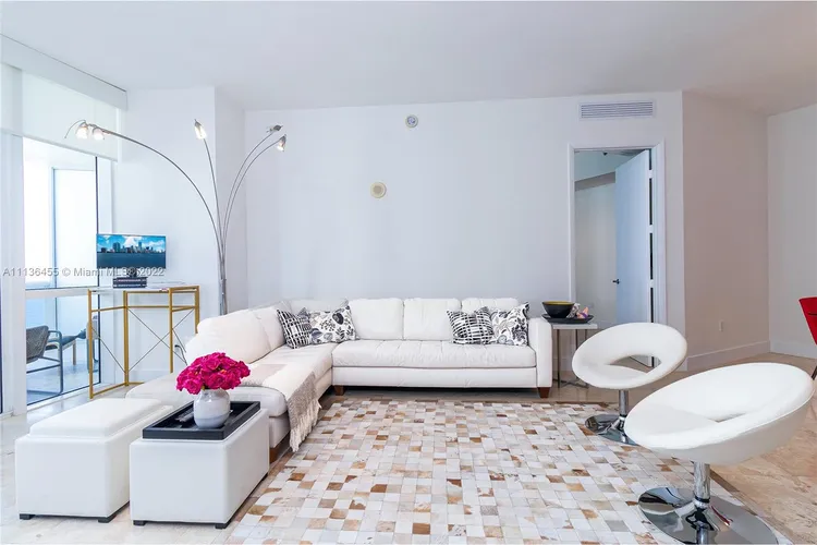 Trump Tower 3 #2103 image #6