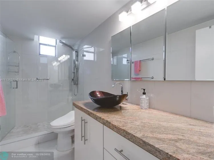 Olympus Towers and Marina #1701 image #6