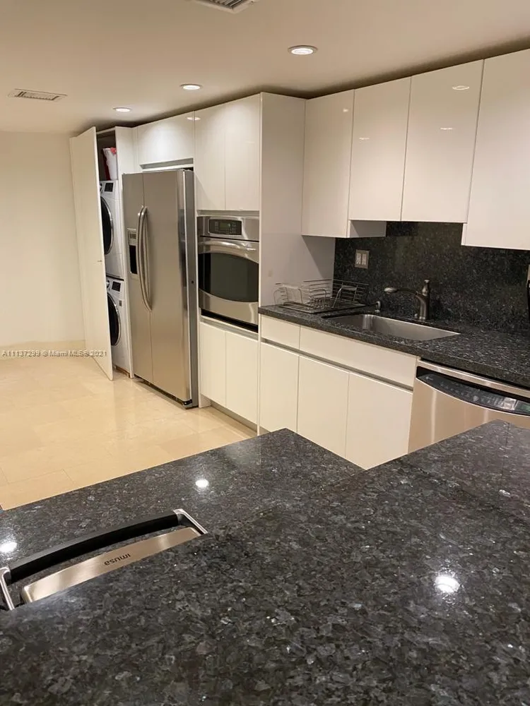 Towers of Key Biscayne #A505 image #12