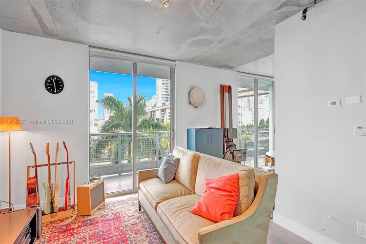 Neo Vertika #503 image #11