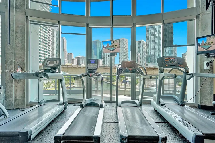 Neo Vertika #503 image #25