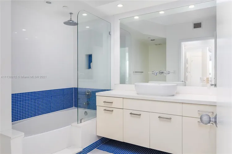 Waverly #3302 image #14