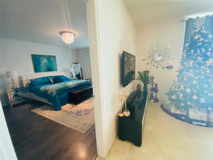 One Fifty One At Biscayne #1509 image #34