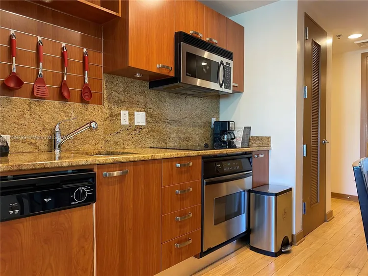 Mayfield AKA Hotel #3301 image #18