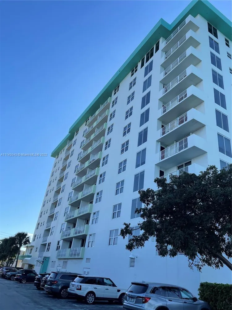 Island Pointe #10G image #6