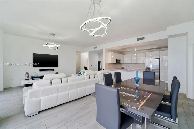 Nine at Mary Brickell Village #UPH05 image #32