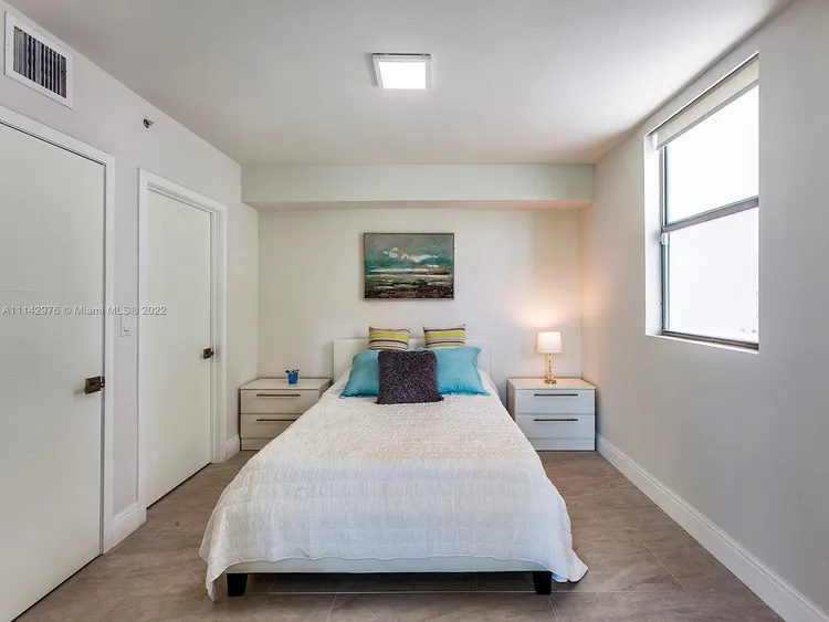 Absolut Lofts #LP-5 image #12