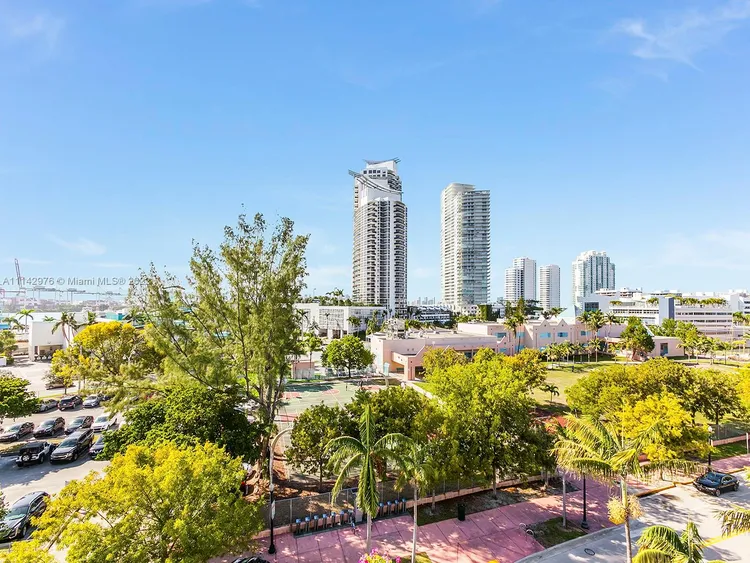 Absolut Lofts #LP-5 image #20