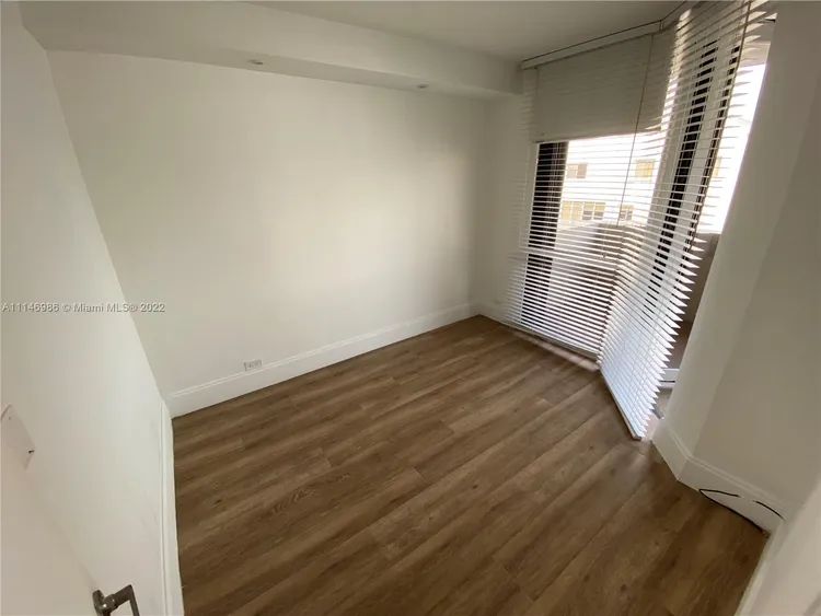 Key Colony IV Botanica #448 image #11