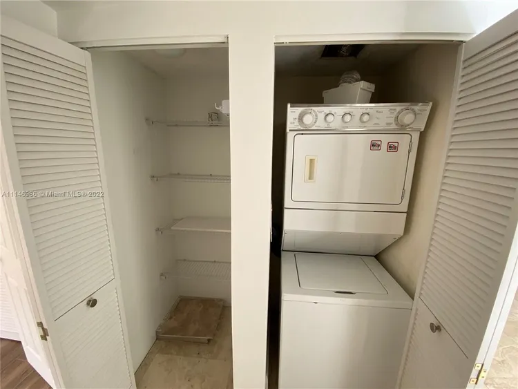 Key Colony IV Botanica #448 image #13