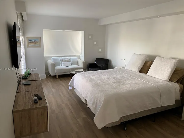 Key Colony IV Botanica #448 image #7