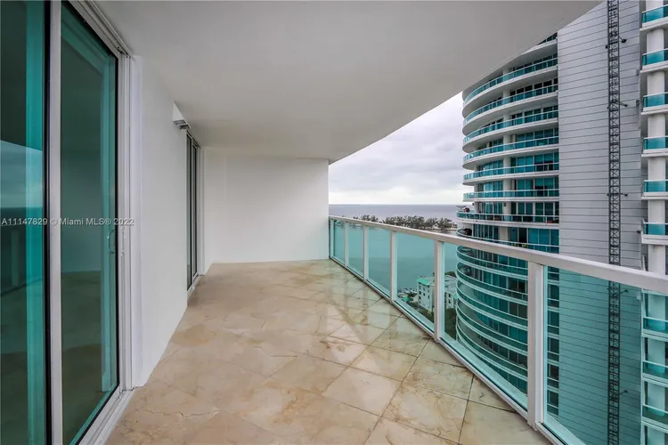 Skyline On Brickell #1710 image #17