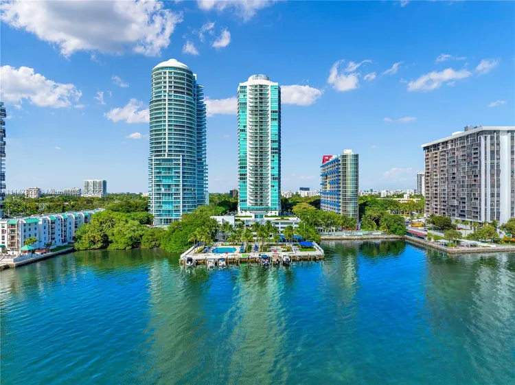 Skyline On Brickell #1710 image #20