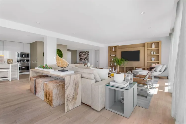 1 Hotel & Homes #PH-1717 image #6