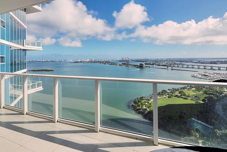 Paramount Bay #3003 image #14