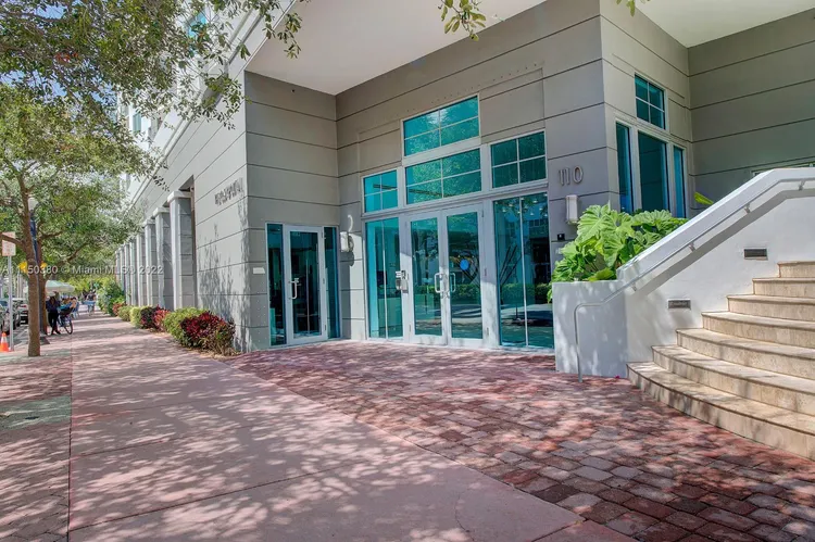 Cosmopolitan #1824 image #22