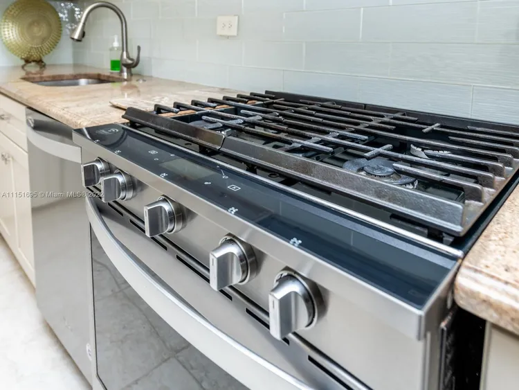 Parker Plaza Estates #608 image #6