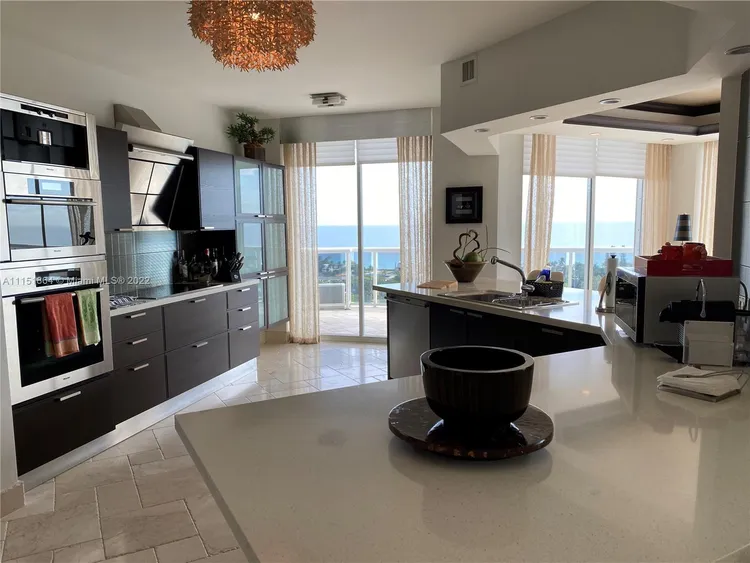 One Island Place #1902 image #10