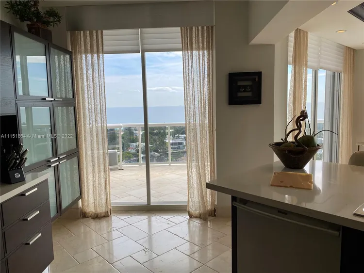 One Island Place #1902 image #15