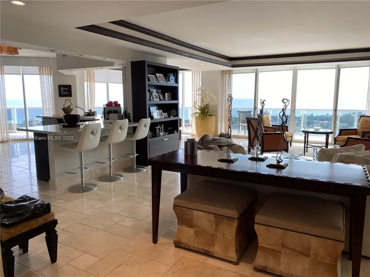 One Island Place #1902 image #7